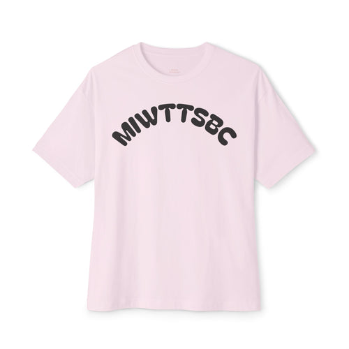 Boxy Tee — Minimal Arch Logo "MIIWTTSSBC" Casual Oversized Shirt